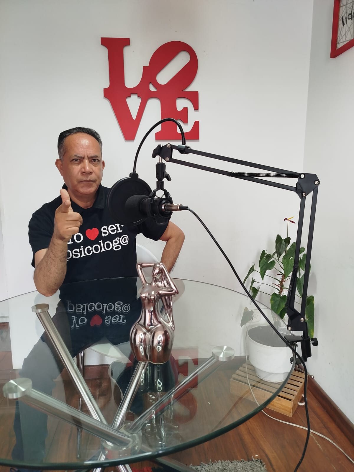 Amilkar Brunal - Psicólogo y Autor